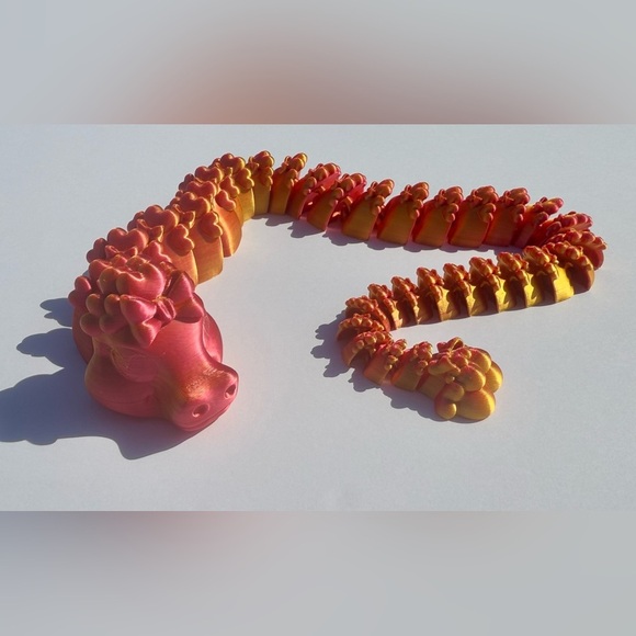 3D-printed "Flexi Diamond Dragon with heart - Picture 11 of 13